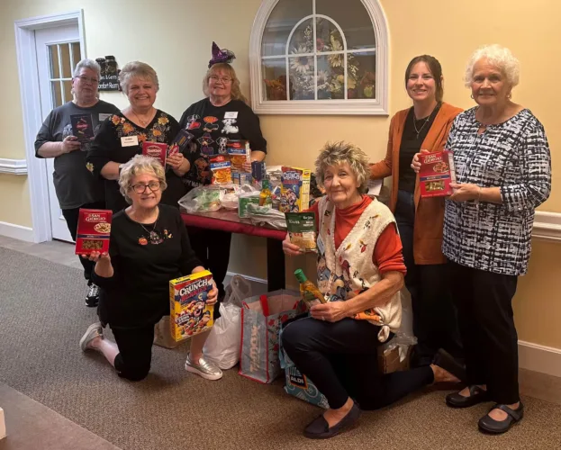 Bread basket receives donation